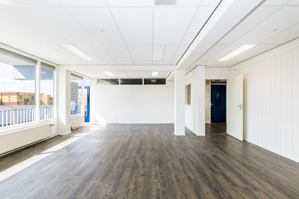 Medium property photo - Smirnoffweg 34, 3088 HE Rotterdam